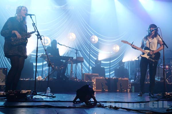 COURTNEY BARNETT - 2018-11-07 - PARIS - Casino de Paris - 